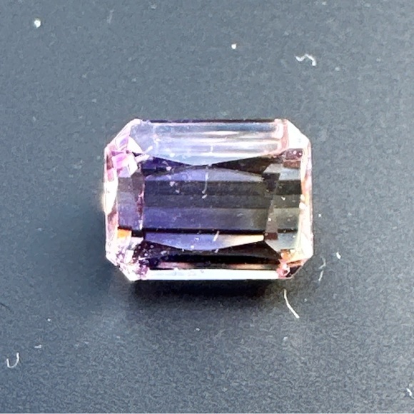 2.6 Cts Natural Bolivian Ametrine - Picture 8 of 17